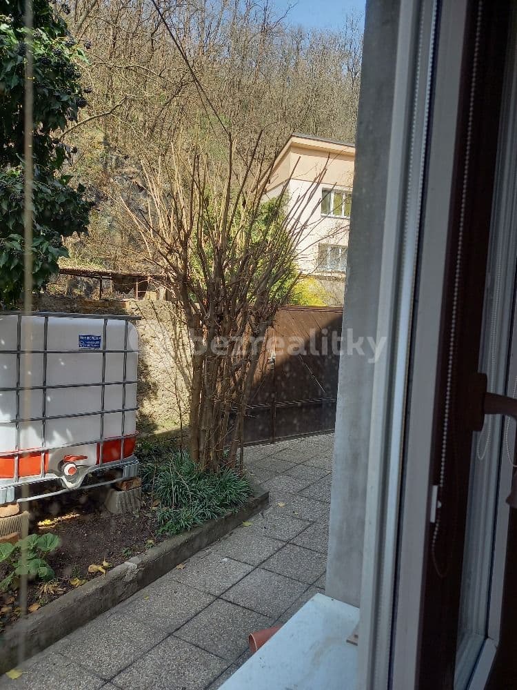 Prenájom bytu 1-izbový 38 m², Do Klecánek, Klecany, Středočeský kraj Prenájom bytu 1-izbový 38 m², Do Klecánek, Klecany, Středočeský kraj