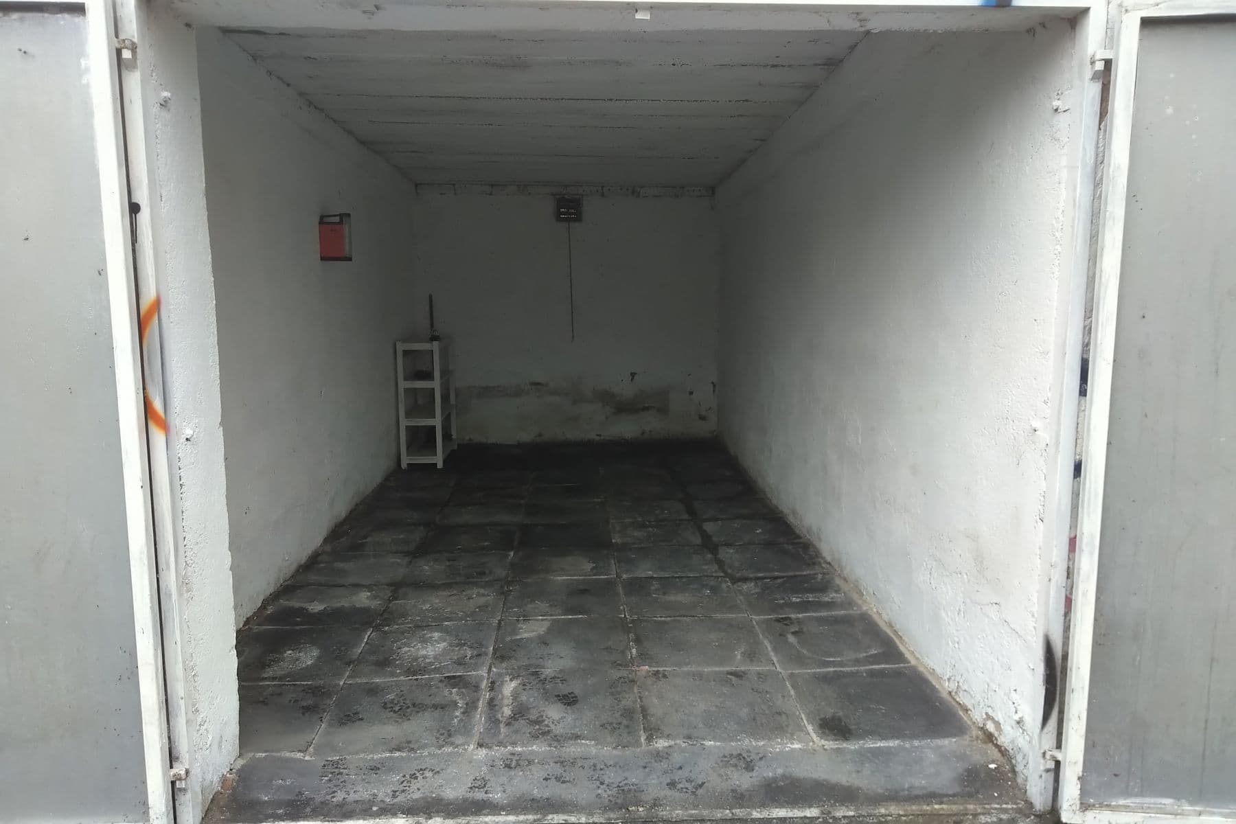 Prenájom garáže 15 m², Glinkova, Praha, Praha Prenájom garáže 15 m², Glinkova, Praha, Praha