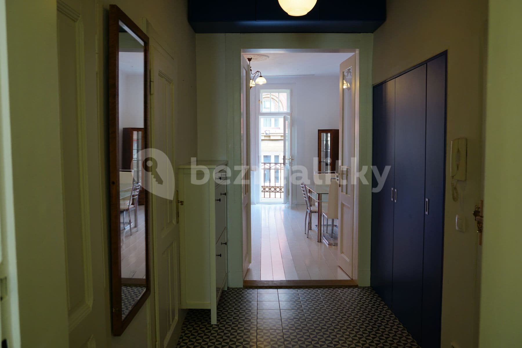 Prenájom bytu 2-izbový 53 m², Slovinská, Praha, Praha Prenájom bytu 2-izbový 53 m², Slovinská, Praha, Praha