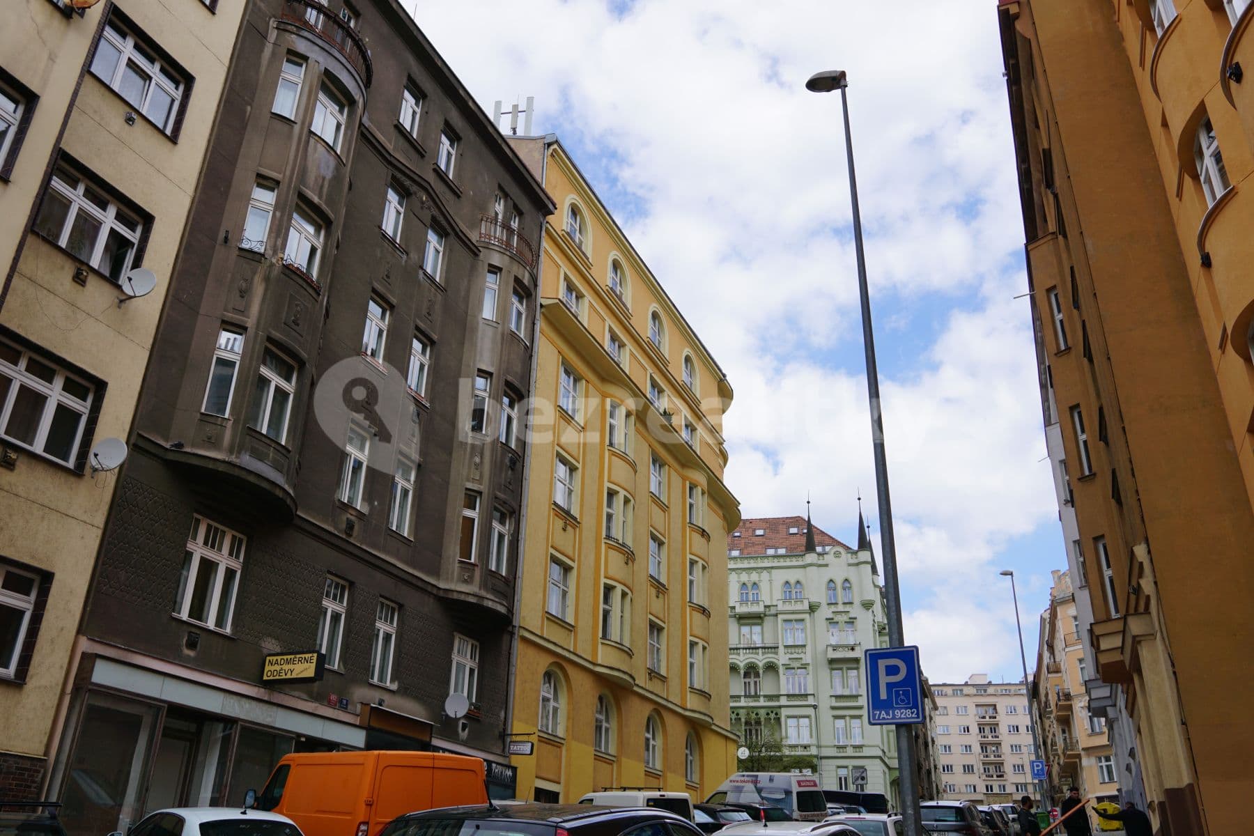 Prenájom bytu 2-izbový 53 m², Slovinská, Praha, Praha Prenájom bytu 2-izbový 53 m², Slovinská, Praha, Praha