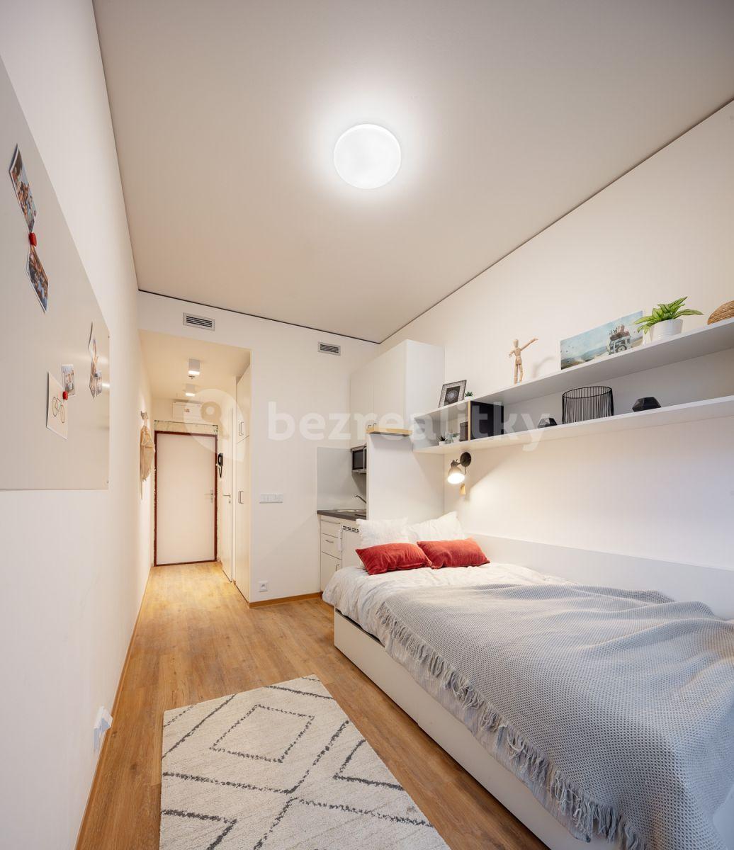 Prenájom bytu 1-izbový 15 m², Na Zátorách, Praha, Praha