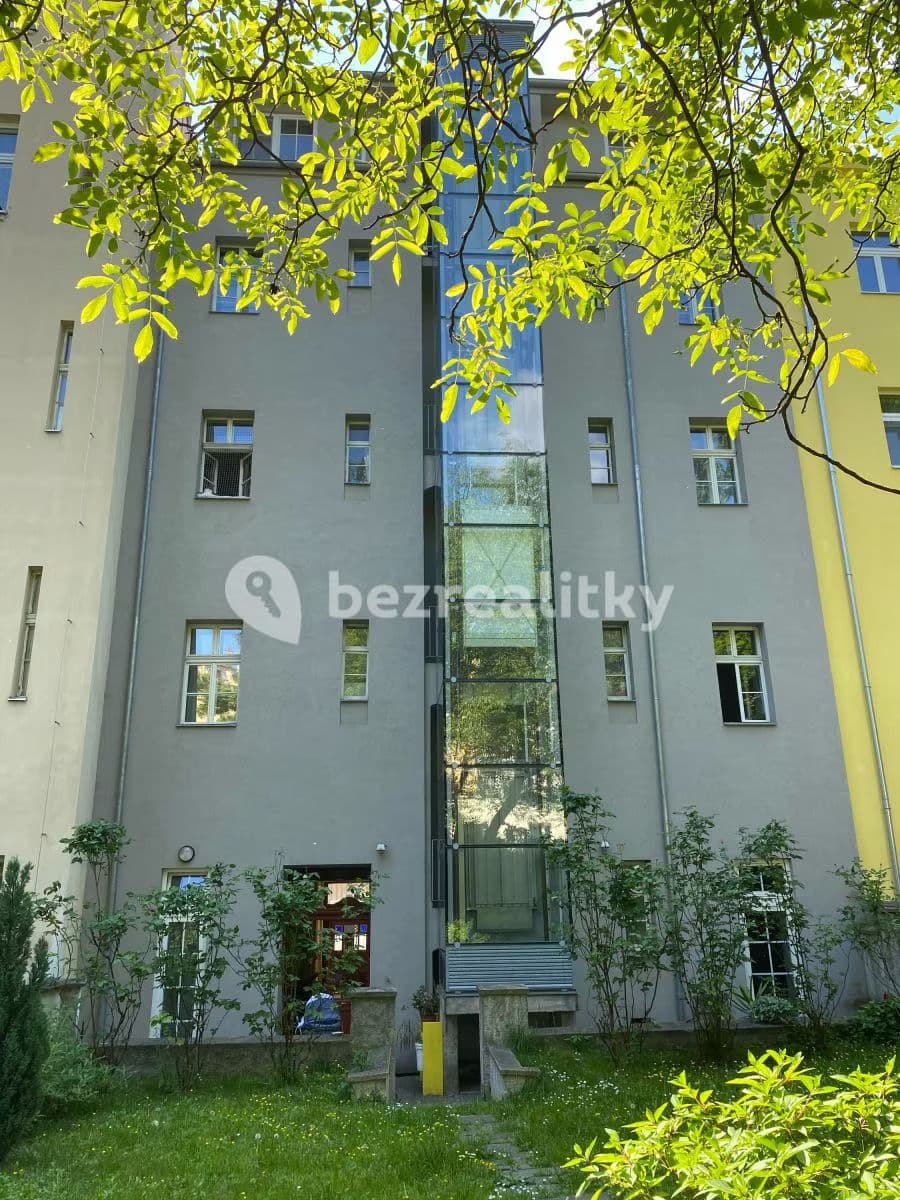 Prenájom bytu 3-izbový 72 m², Veletržní, Praha, Praha Prenájom bytu 3-izbový 72 m², Veletržní, Praha, Praha