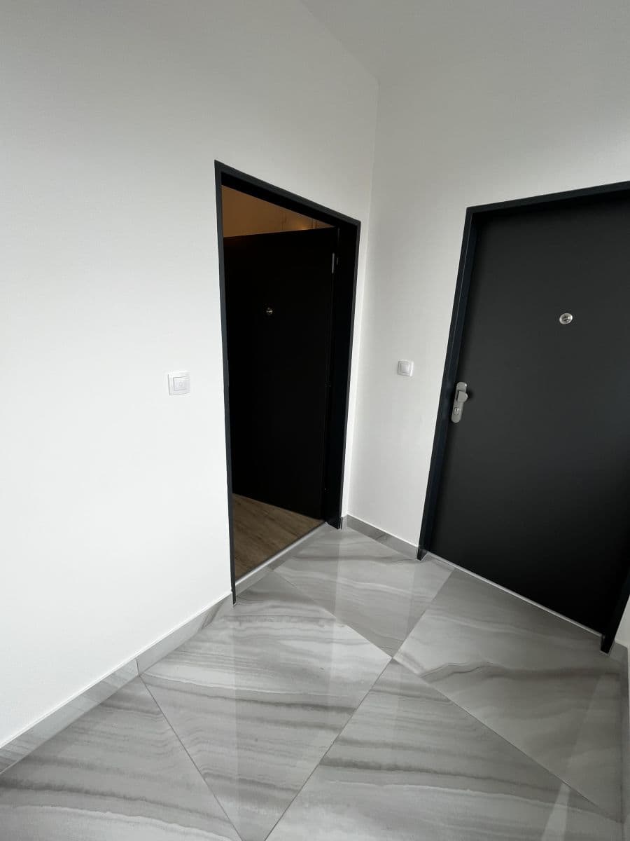 Prenájom bytu 2-izbový 42 m², Kutná Hora, Středočeský kraj Prenájom bytu 2-izbový 42 m², Kutná Hora, Středočeský kraj