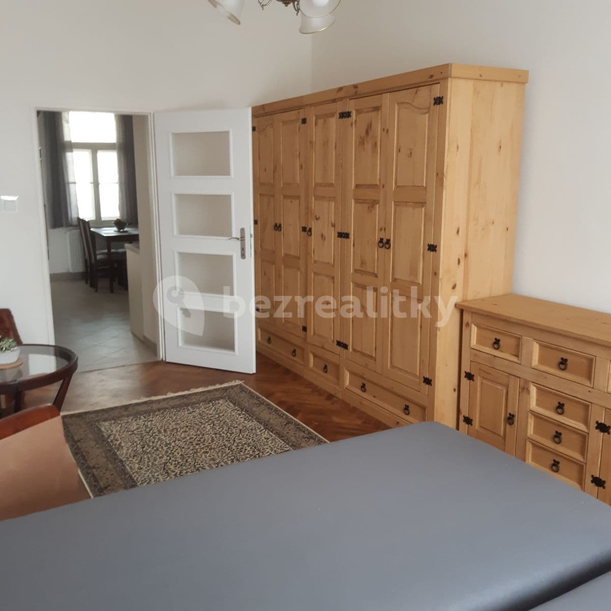 Prenájom bytu 1-izbový 34 m², Slivenecká, Praha, Praha Prenájom bytu 1-izbový 34 m², Slivenecká, Praha, Praha