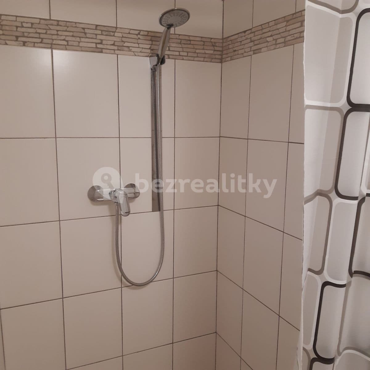 Prenájom bytu 1-izbový 34 m², Slivenecká, Praha, Praha Prenájom bytu 1-izbový 34 m², Slivenecká, Praha, Praha