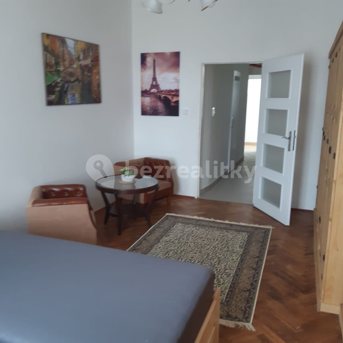 Prenájom bytu 1-izbový 34 m², Slivenecká, Praha, Praha Prenájom bytu 1-izbový 34 m², Slivenecká, Praha, Praha