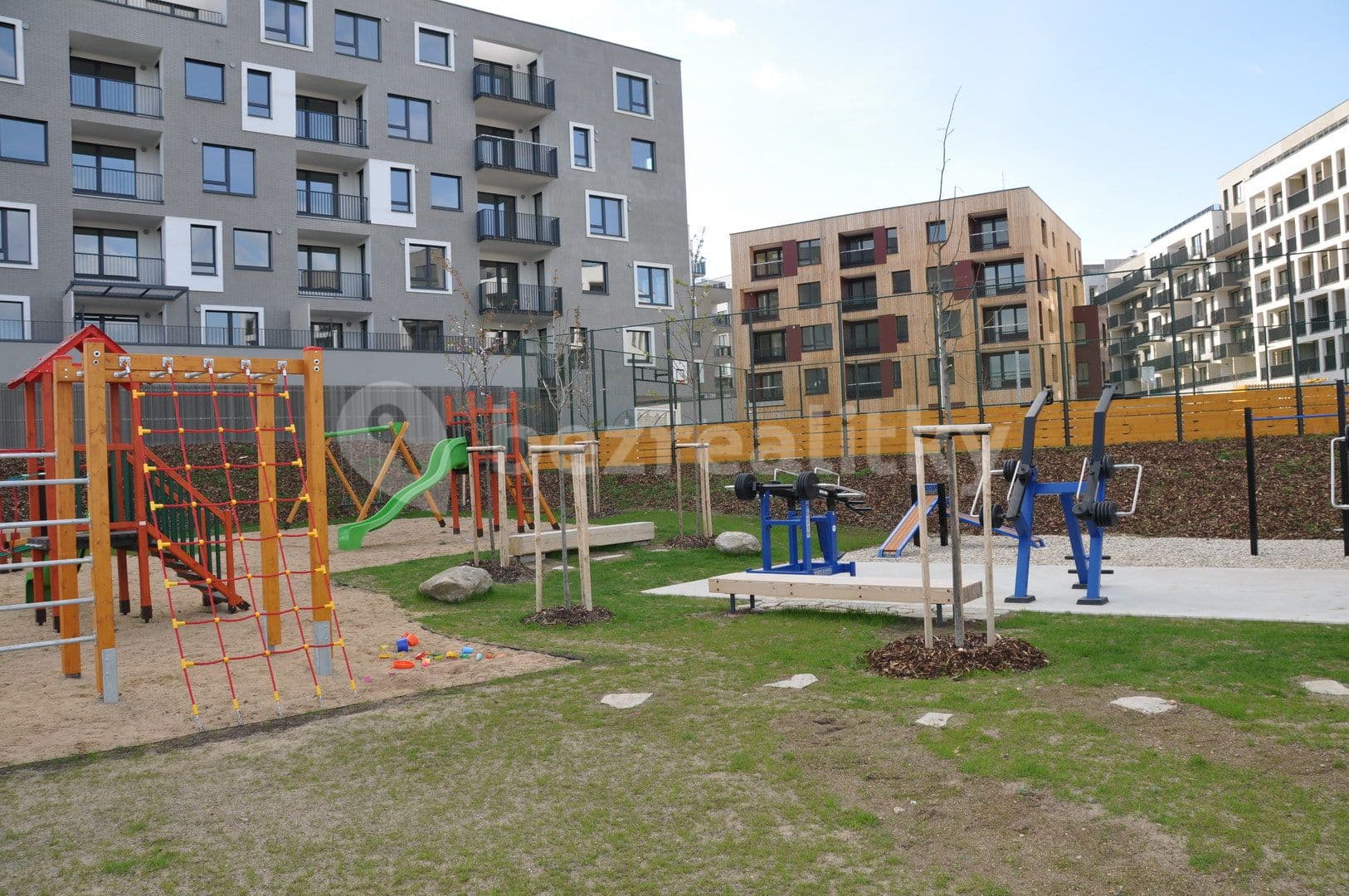 Prenájom bytu 4-izbový 100 m², Drnovská, Praha, Praha Prenájom bytu 4-izbový 100 m², Drnovská, Praha, Praha