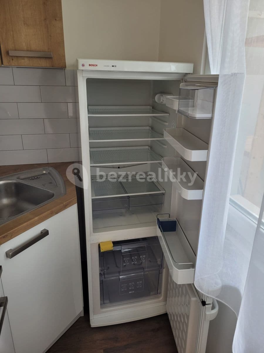 Prenájom bytu 1-izbový 33 m², Sládkovičova, Praha, Praha Prenájom bytu 1-izbový 33 m², Sládkovičova, Praha, Praha