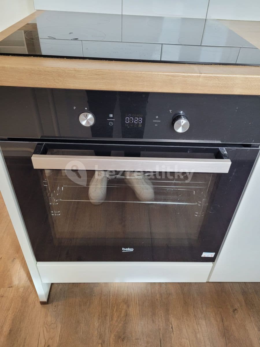 Prenájom bytu 1-izbový 33 m², Sládkovičova, Praha, Praha Prenájom bytu 1-izbový 33 m², Sládkovičova, Praha, Praha