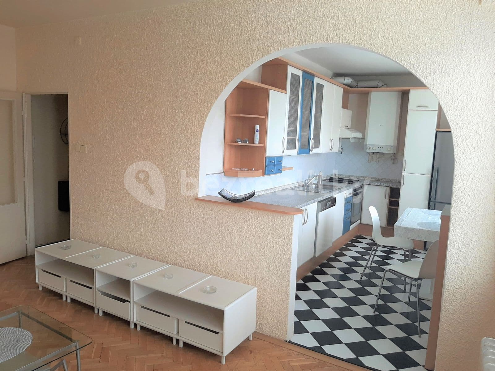 Prenájom bytu 2-izbový 56 m², Poděbradova, Modřice, Jihomoravský kraj Prenájom bytu 2-izbový 56 m², Poděbradova, Modřice, Jihomoravský kraj