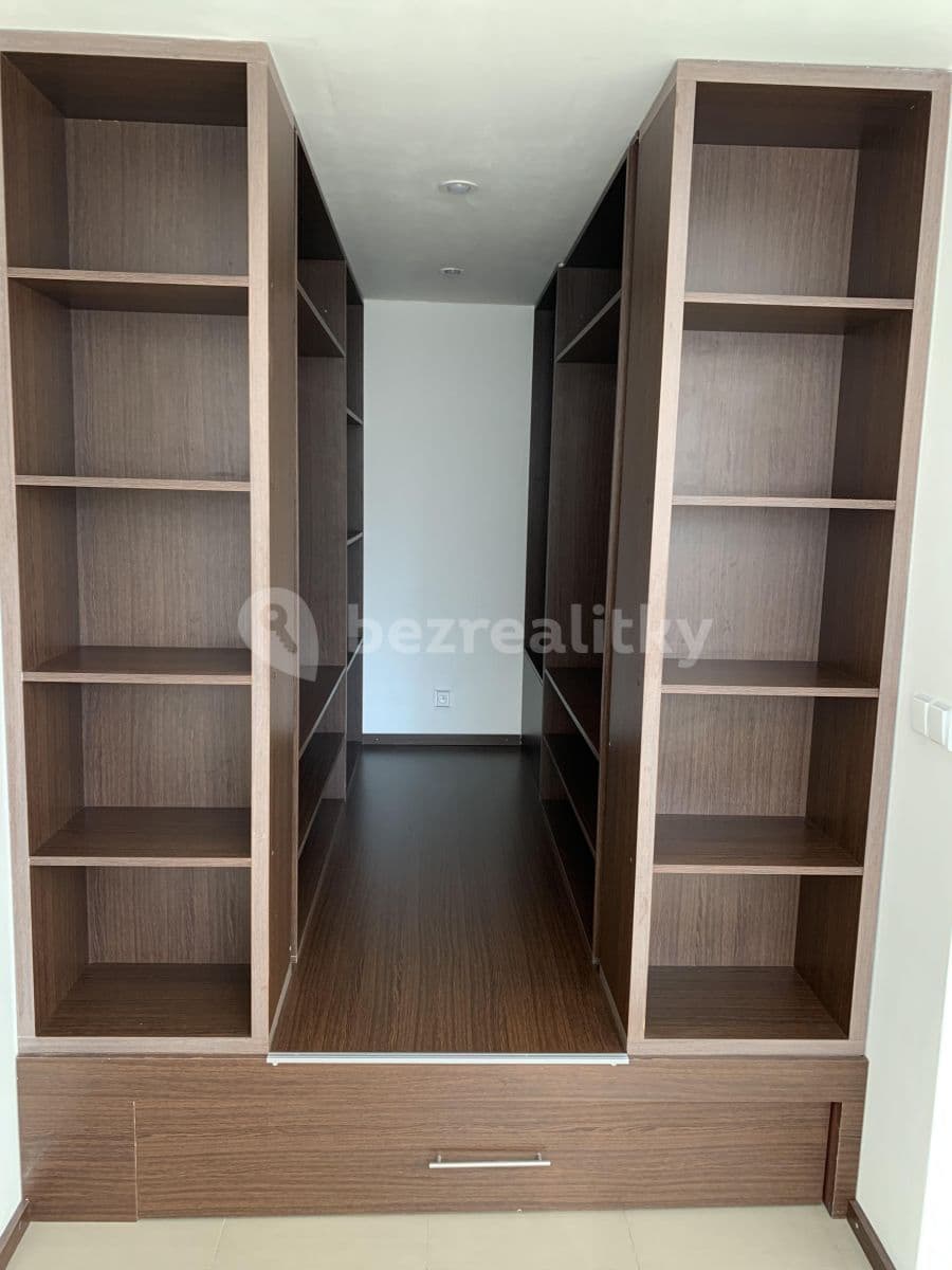 Prenájom bytu 1-izbový 36 m², Točitá , Praha, Praha Prenájom bytu 1-izbový 36 m², Točitá , Praha, Praha
