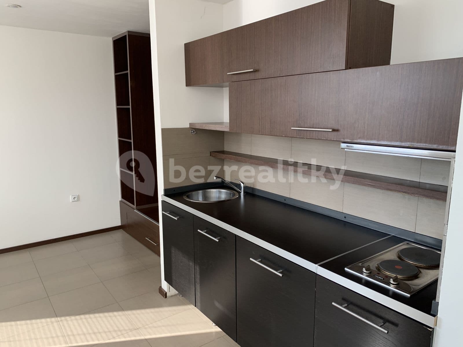 Prenájom bytu 1-izbový 36 m², Točitá , Praha, Praha Prenájom bytu 1-izbový 36 m², Točitá , Praha, Praha