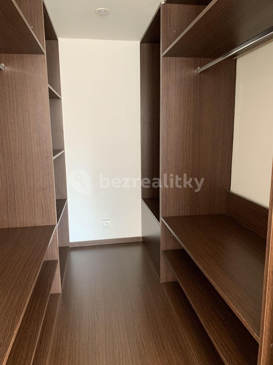 Prenájom bytu 1-izbový 36 m², Točitá , Praha, Praha Prenájom bytu 1-izbový 36 m², Točitá , Praha, Praha