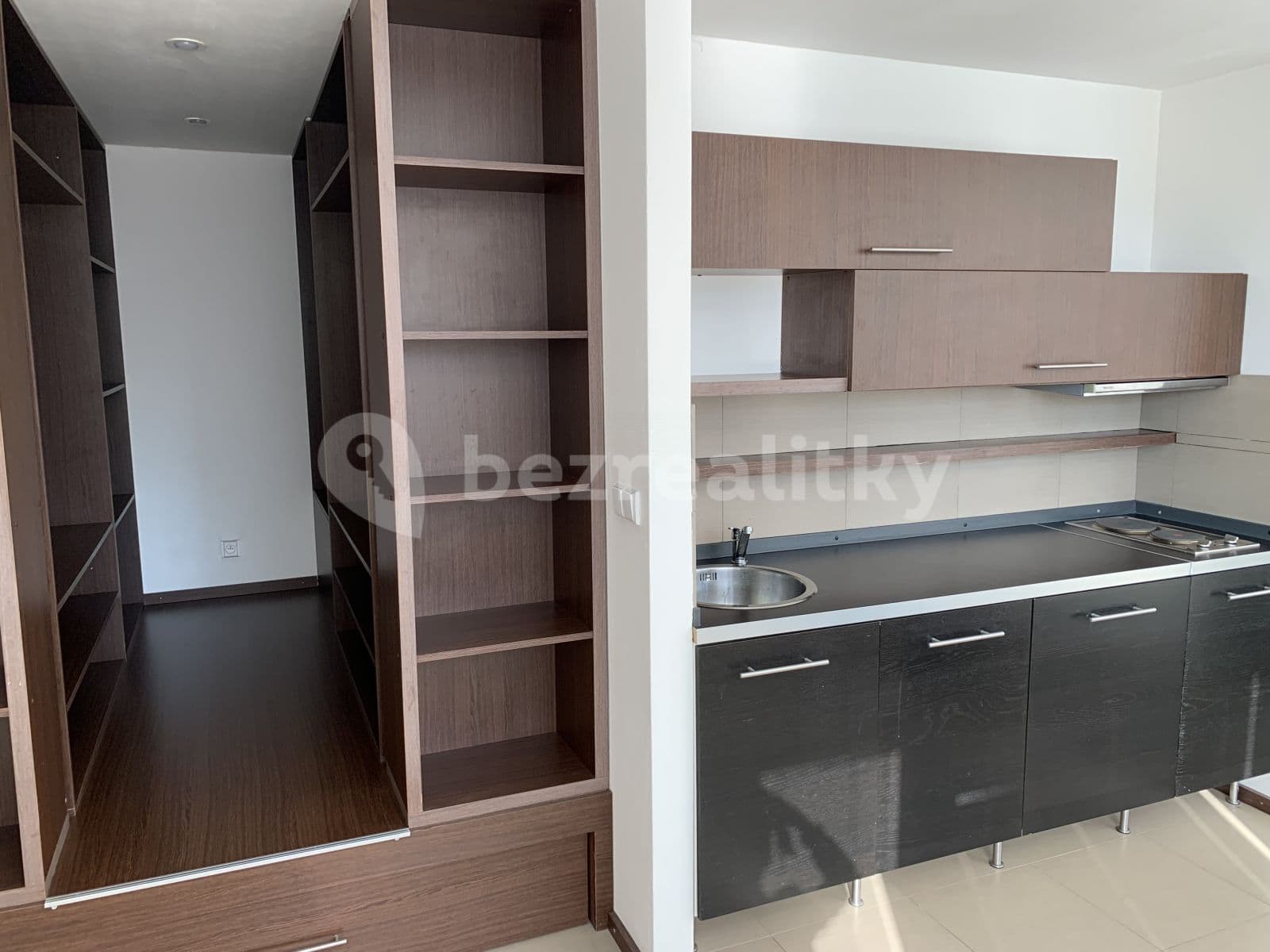 Prenájom bytu 1-izbový 36 m², Točitá , Praha, Praha Prenájom bytu 1-izbový 36 m², Točitá , Praha, Praha