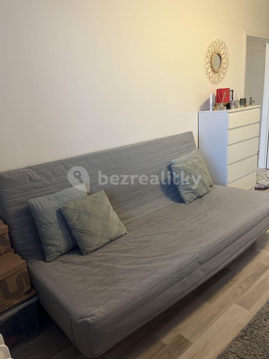 Prenájom bytu 1-izbový 37 m², Staňkova, Ostrava, Moravskoslezský kraj Prenájom bytu 1-izbový 37 m², Staňkova, Ostrava, Moravskoslezský kraj