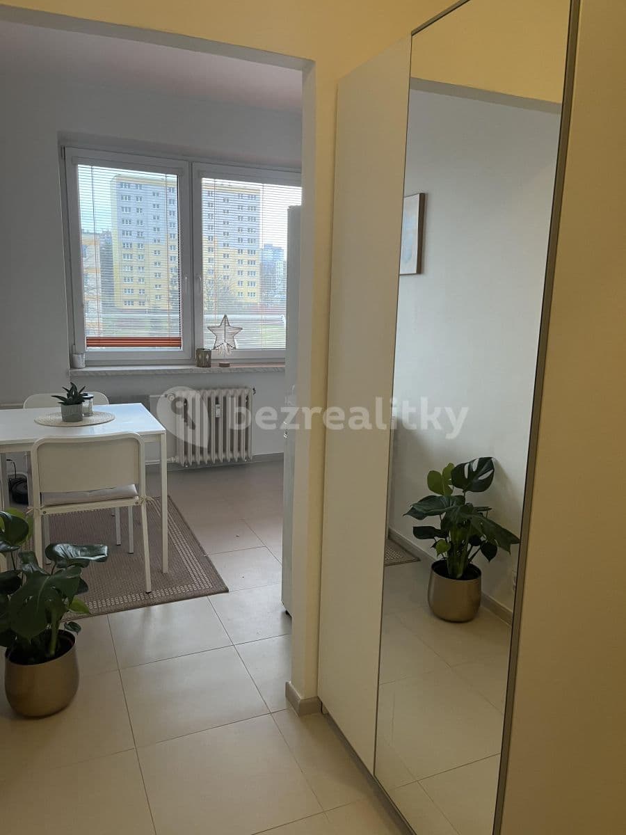 Prenájom bytu 1-izbový 37 m², Staňkova, Ostrava, Moravskoslezský kraj Prenájom bytu 1-izbový 37 m², Staňkova, Ostrava, Moravskoslezský kraj