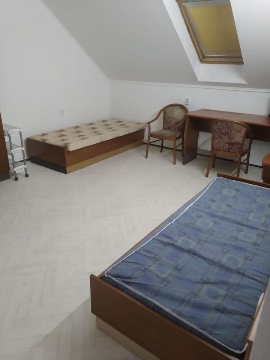 Prenájom bytu Garsoniéra 35 m², Bělohorská, Praha, Praha Prenájom bytu Garsoniéra 35 m², Bělohorská, Praha, Praha