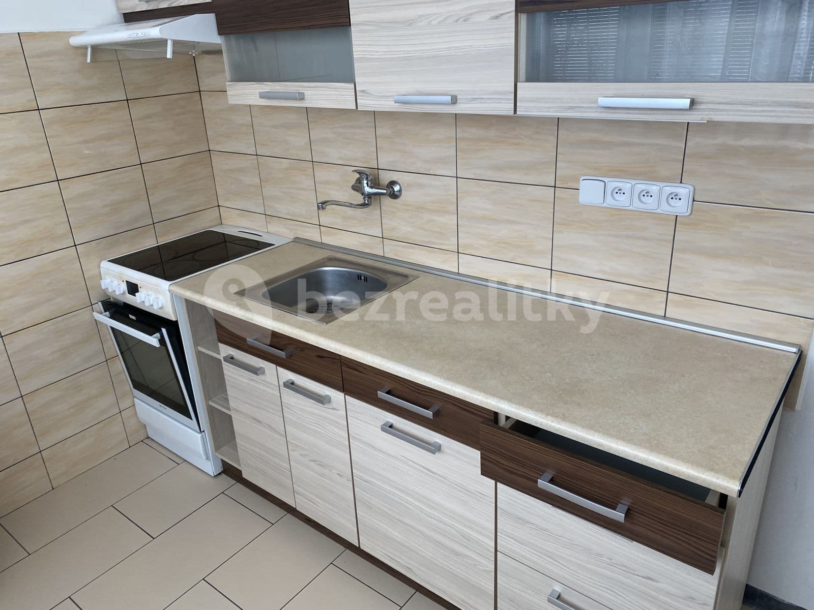 Prenájom bytu 2-izbový 36 m², Husova, Brandýs nad Labem-Stará Boleslav, Středočeský kraj Prenájom bytu 2-izbový 36 m², Husova, Brandýs nad Labem-Stará Boleslav, Středočeský kraj
