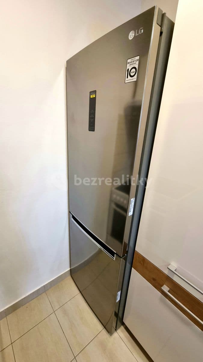 Prenájom bytu 2-izbový 44 m², U Jezera, Praha, Praha Prenájom bytu 2-izbový 44 m², U Jezera, Praha, Praha