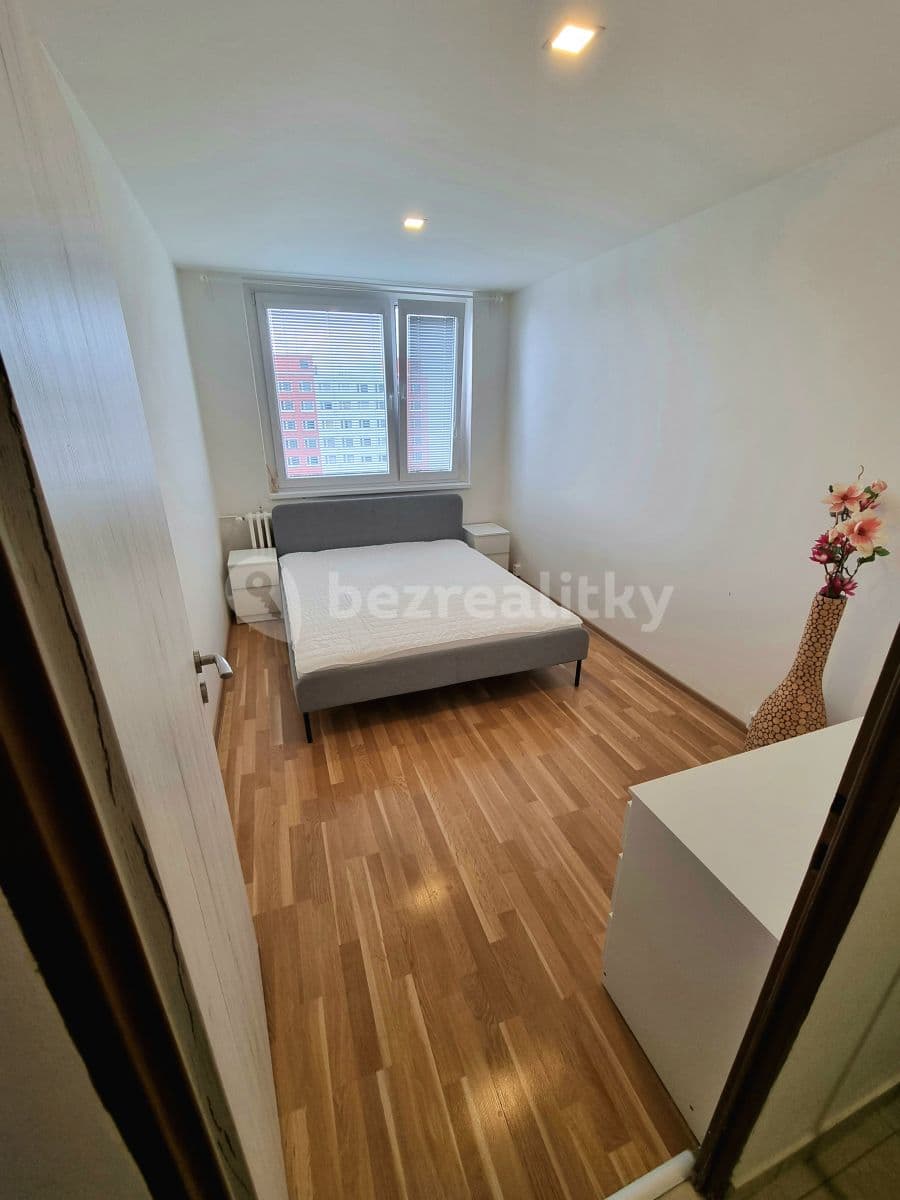 Prenájom bytu 2-izbový 44 m², U Jezera, Praha, Praha Prenájom bytu 2-izbový 44 m², U Jezera, Praha, Praha