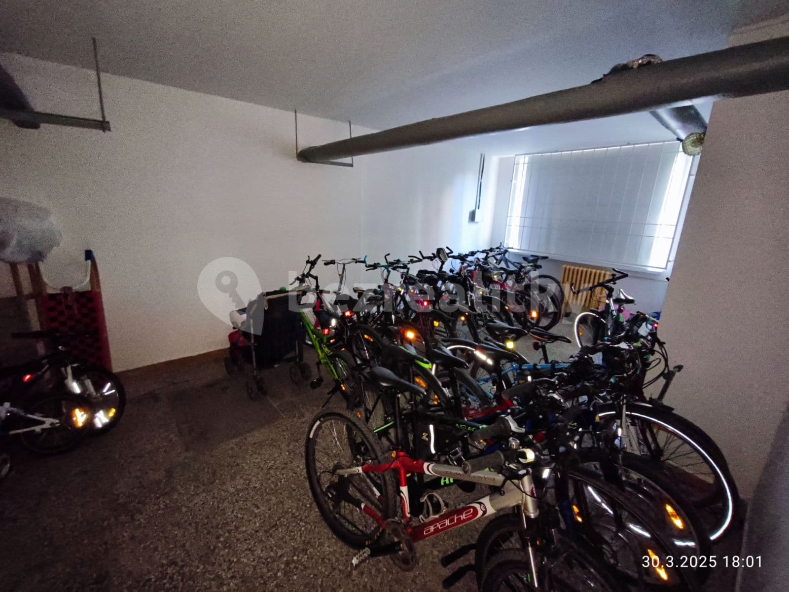 Prenájom bytu 2-izbový 44 m², U Jezera, Praha, Praha Prenájom bytu 2-izbový 44 m², U Jezera, Praha, Praha