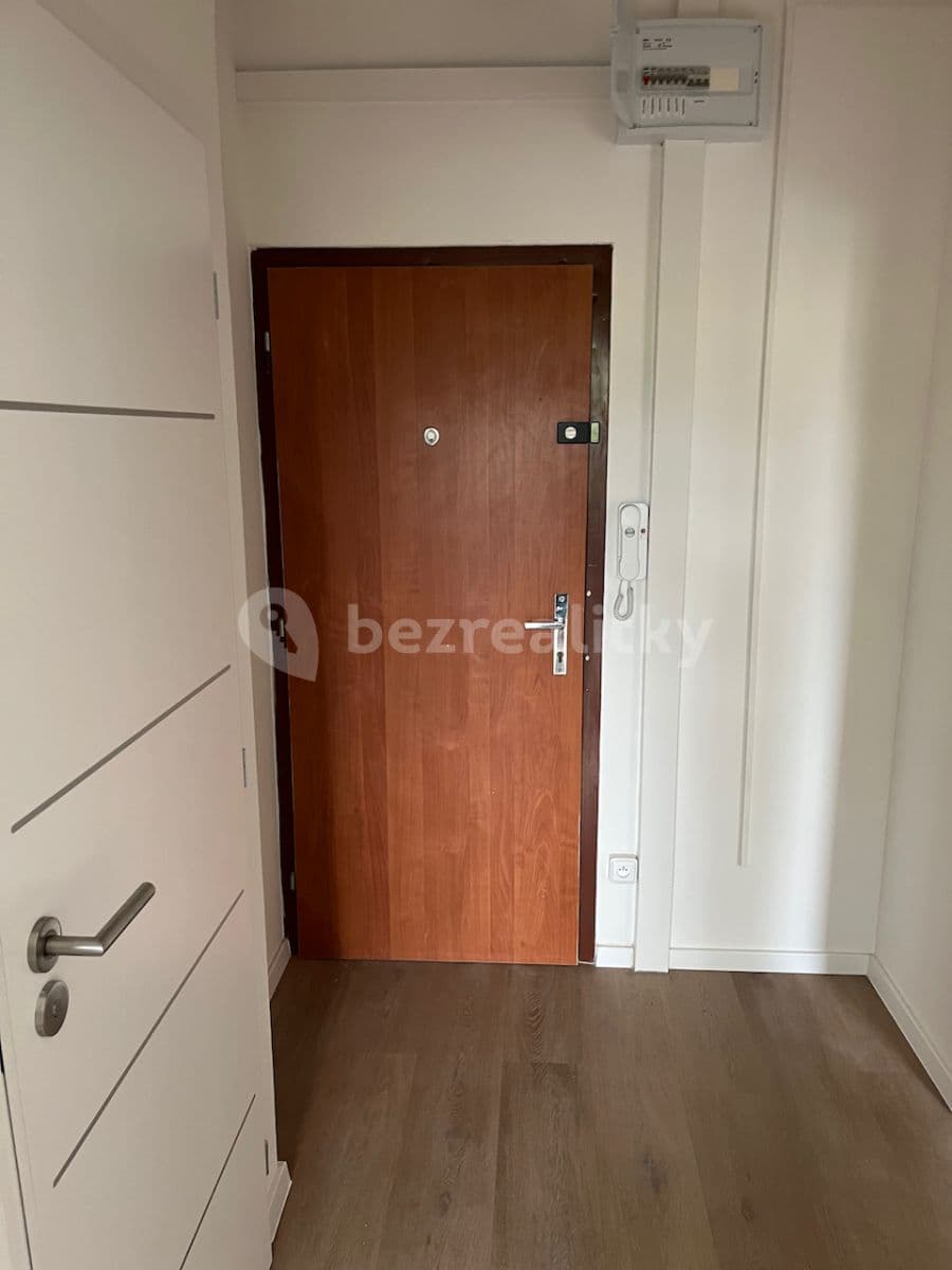Prenájom bytu 2-izbový 41 m², Dvořákova, Děčín, Ústecký kraj Prenájom bytu 2-izbový 41 m², Dvořákova, Děčín, Ústecký kraj