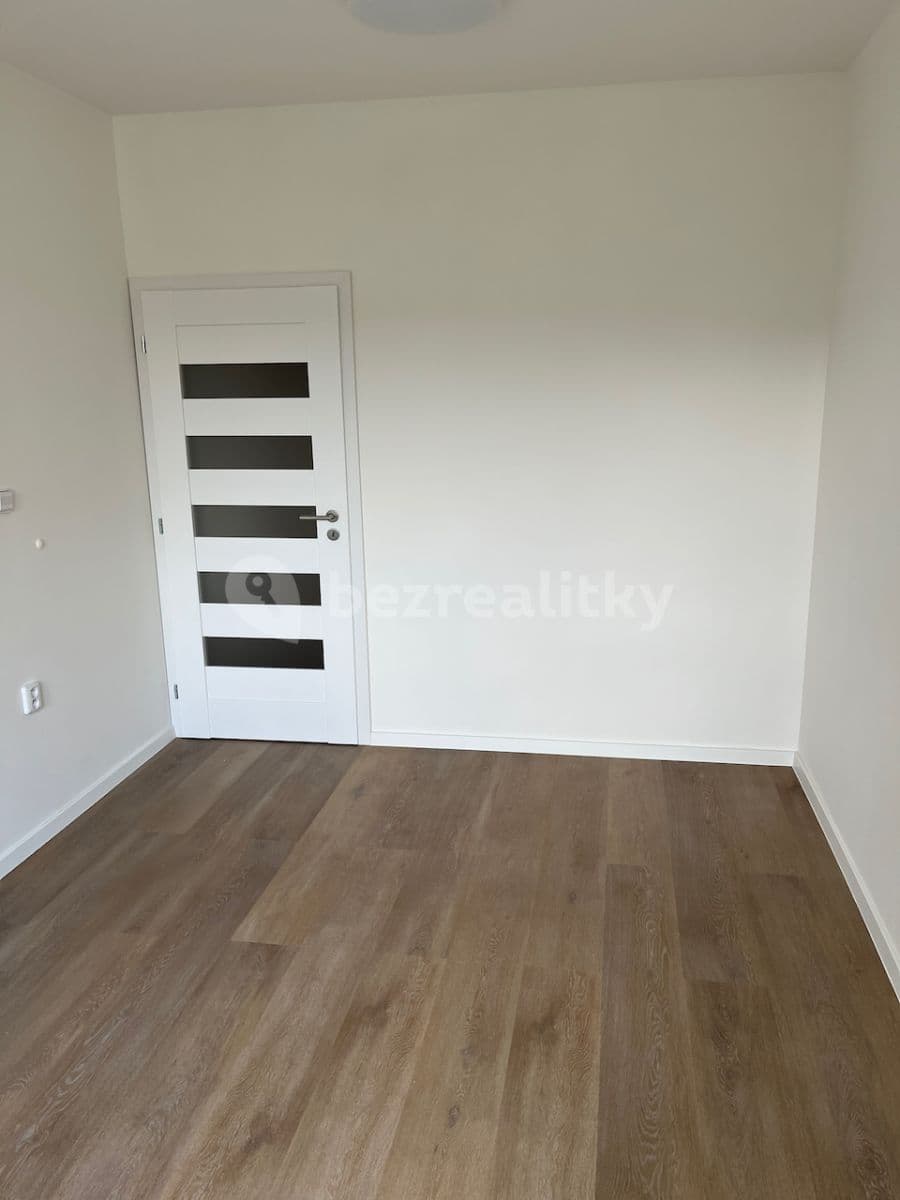 Prenájom bytu 2-izbový 41 m², Dvořákova, Děčín, Ústecký kraj Prenájom bytu 2-izbový 41 m², Dvořákova, Děčín, Ústecký kraj