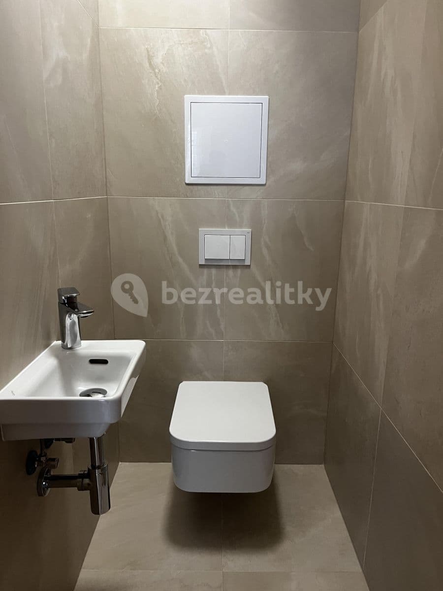 Prenájom bytu 2-izbový 43 m², V Pitkovičkách, Praha, Praha Prenájom bytu 2-izbový 43 m², V Pitkovičkách, Praha, Praha