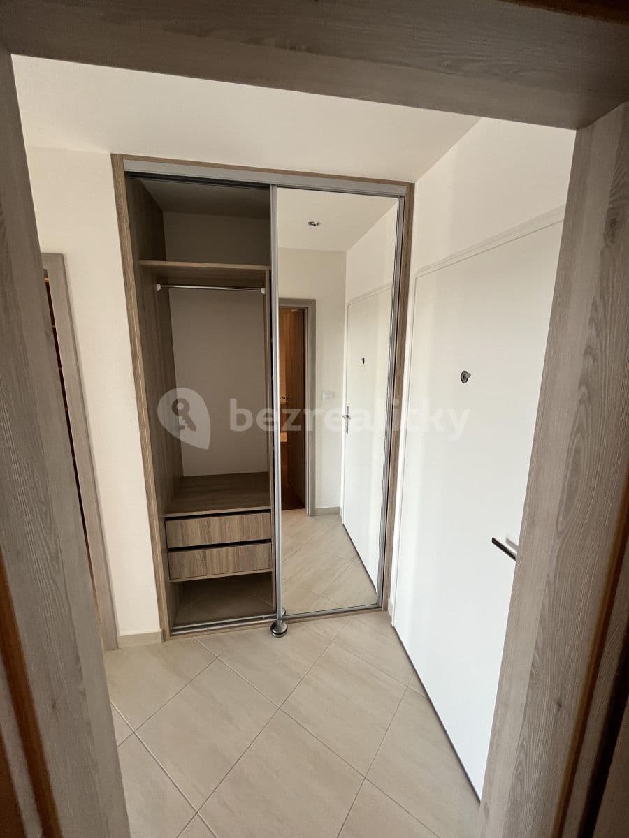 Prenájom bytu 2-izbový 57 m², Losenická, Praha, Praha Prenájom bytu 2-izbový 57 m², Losenická, Praha, Praha