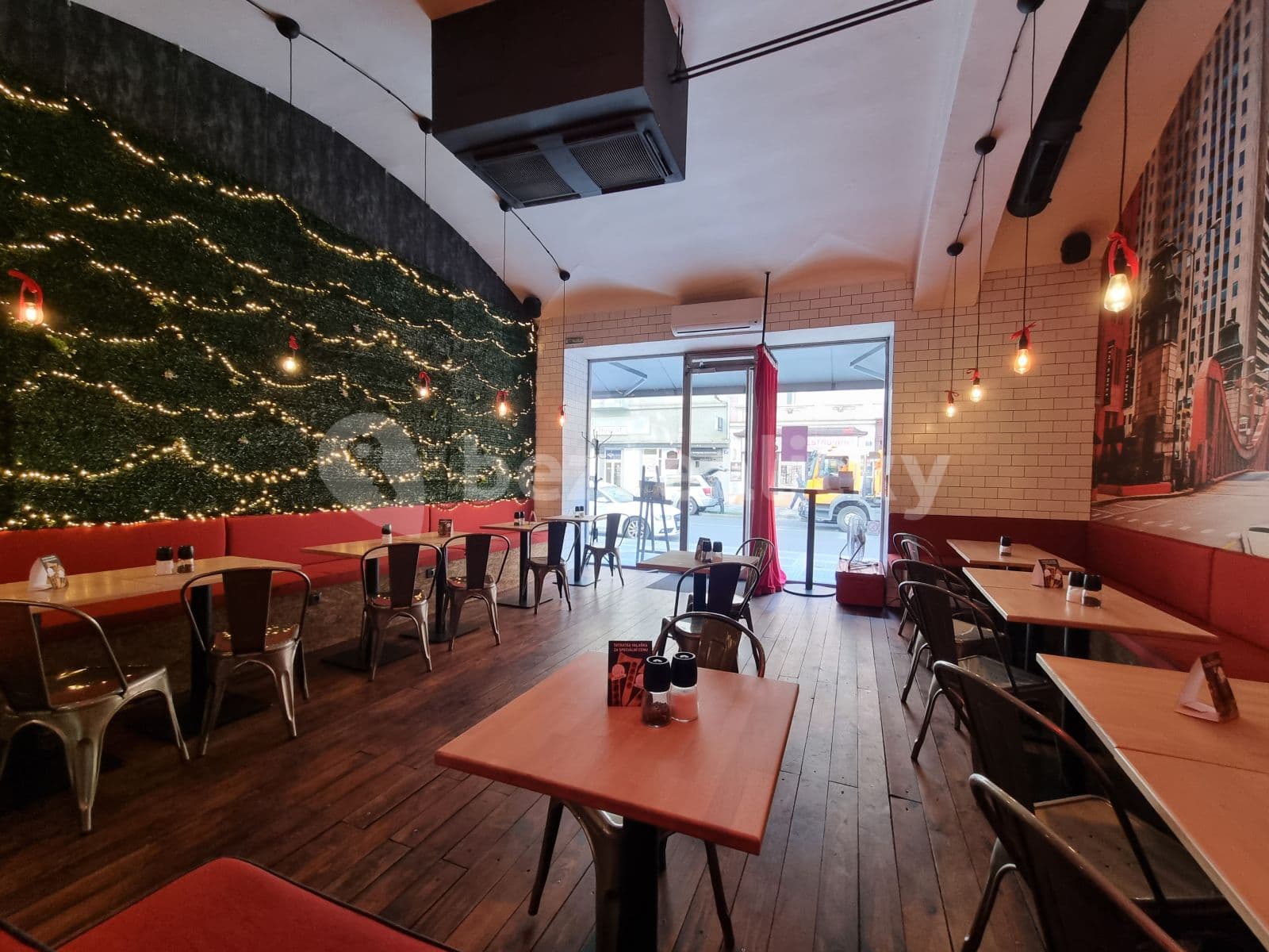 Prenájom nebytového priestoru 210 m², Bělehradská, Praha, Praha Prenájom nebytového priestoru 210 m², Bělehradská, Praha, Praha