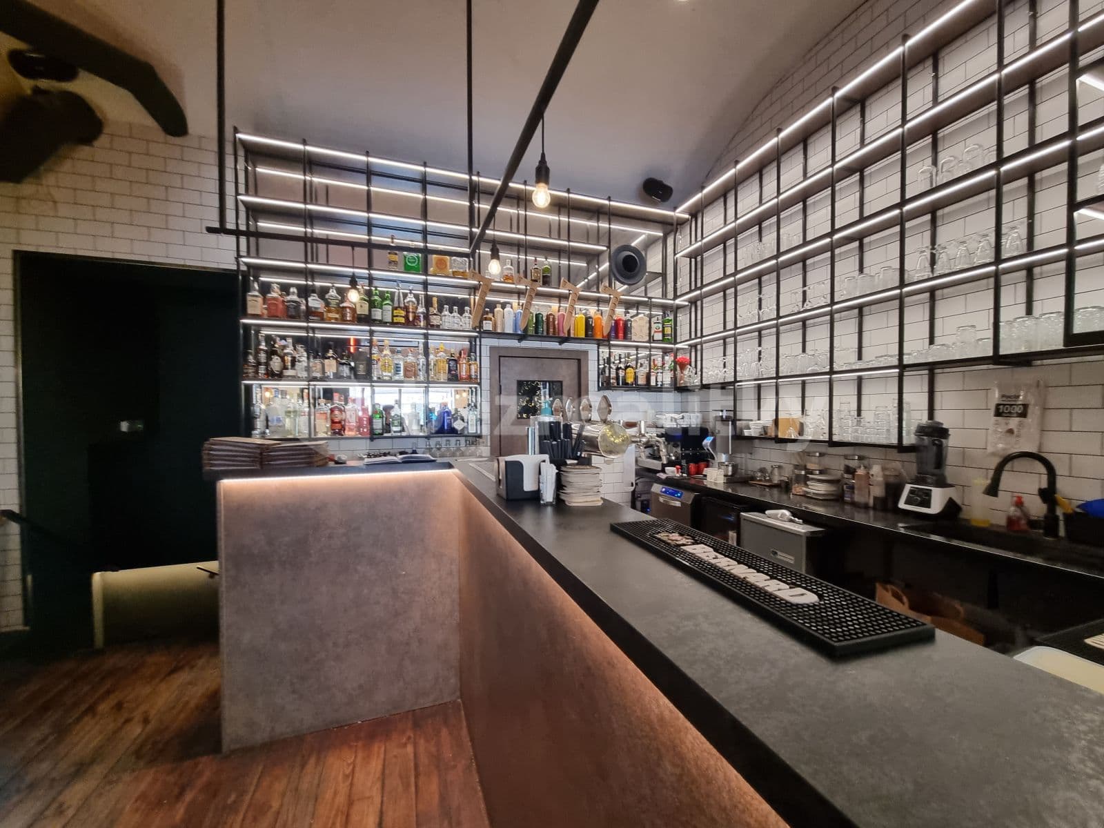 Prenájom nebytového priestoru 210 m², Bělehradská, Praha, Praha Prenájom nebytového priestoru 210 m², Bělehradská, Praha, Praha