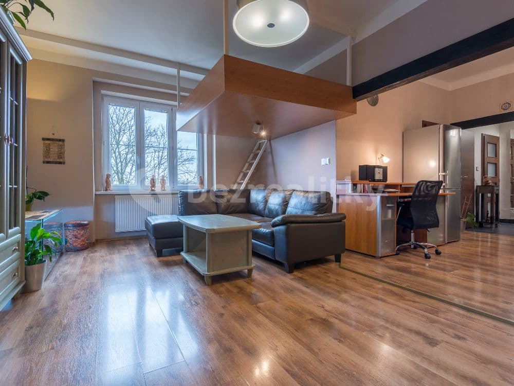 Prenájom bytu 2-izbový 55 m², Ruská, Praha, Praha Prenájom bytu 2-izbový 55 m², Ruská, Praha, Praha