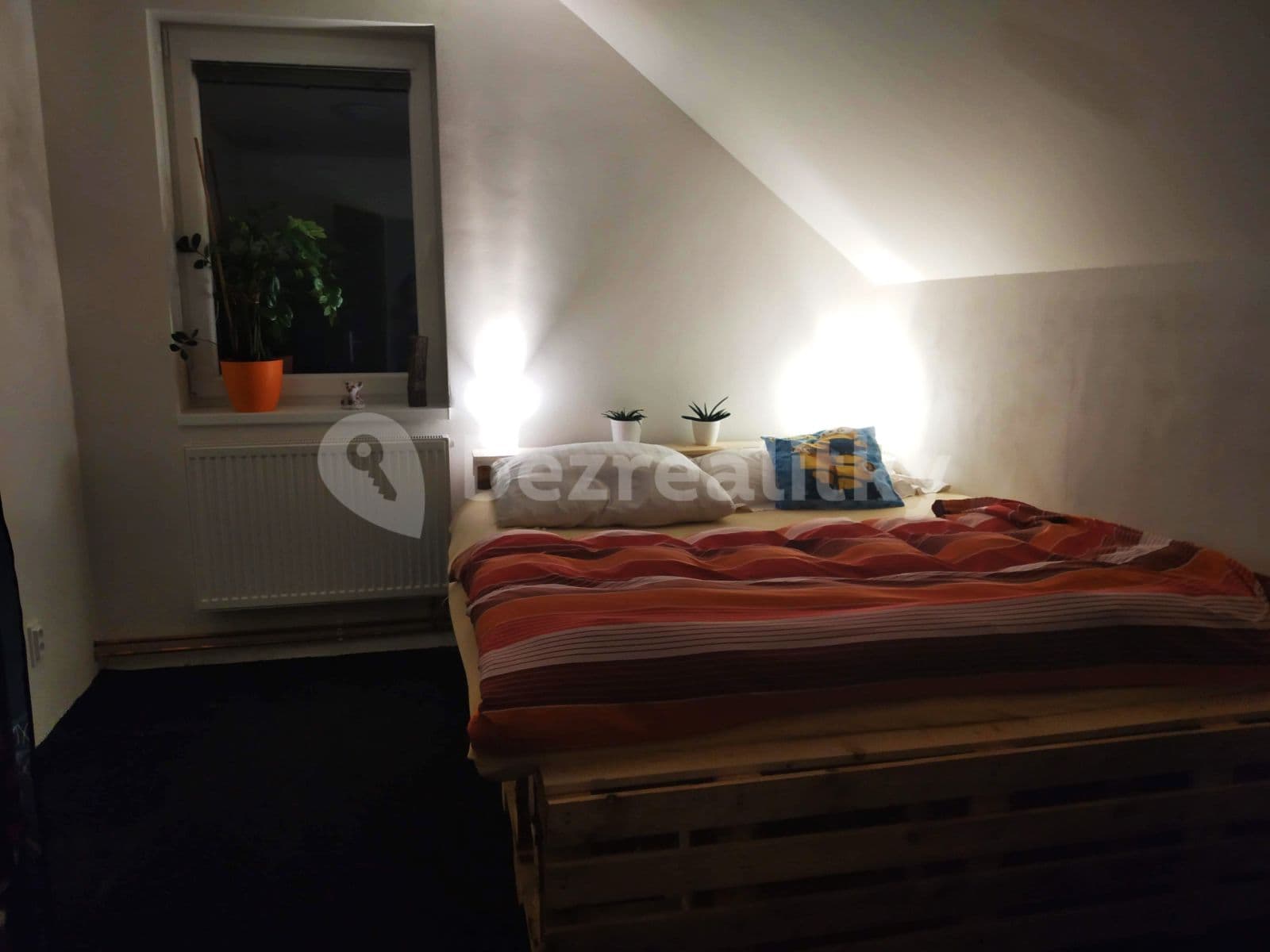 Prenájom bytu 3-izbový 85 m², Plchov, Středočeský kraj Prenájom bytu 3-izbový 85 m², Plchov, Středočeský kraj