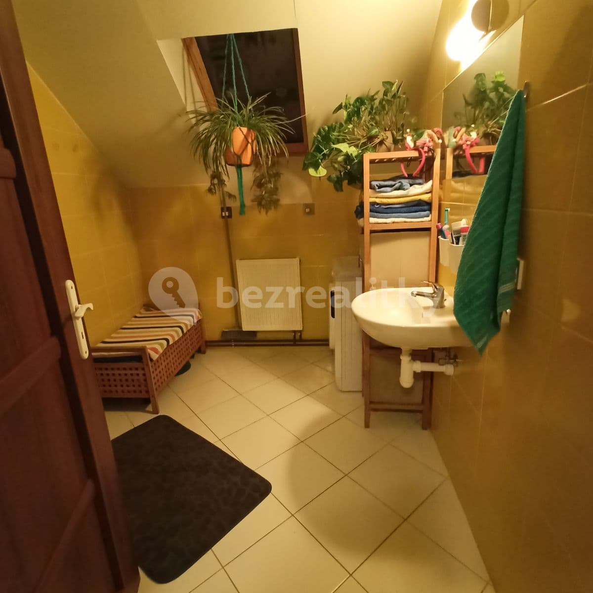 Prenájom bytu 3-izbový 85 m², Plchov, Středočeský kraj Prenájom bytu 3-izbový 85 m², Plchov, Středočeský kraj