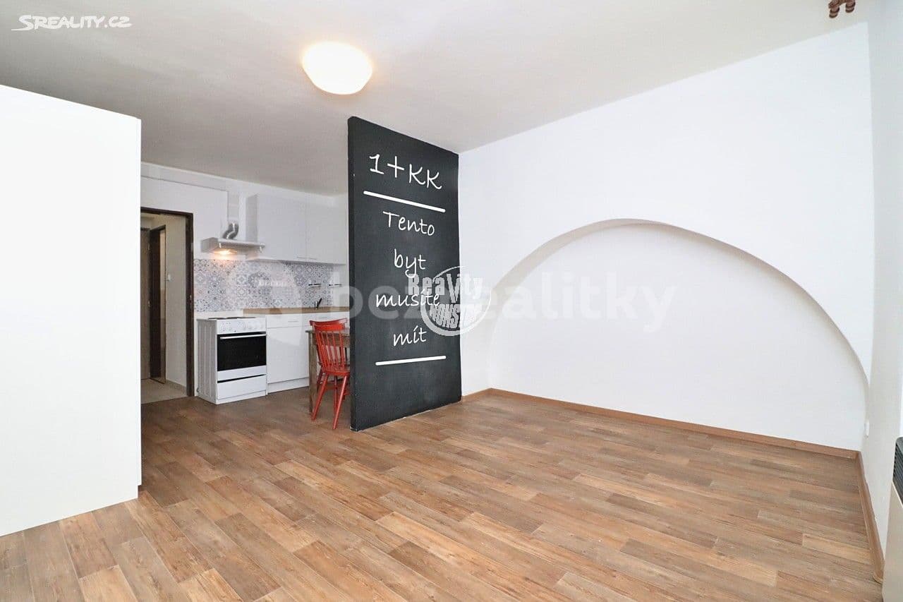 Prenájom bytu 1-izbový 30 m², Joštova, Jihlava, Kraj Vysočina Prenájom bytu 1-izbový 30 m², Joštova, Jihlava, Kraj Vysočina