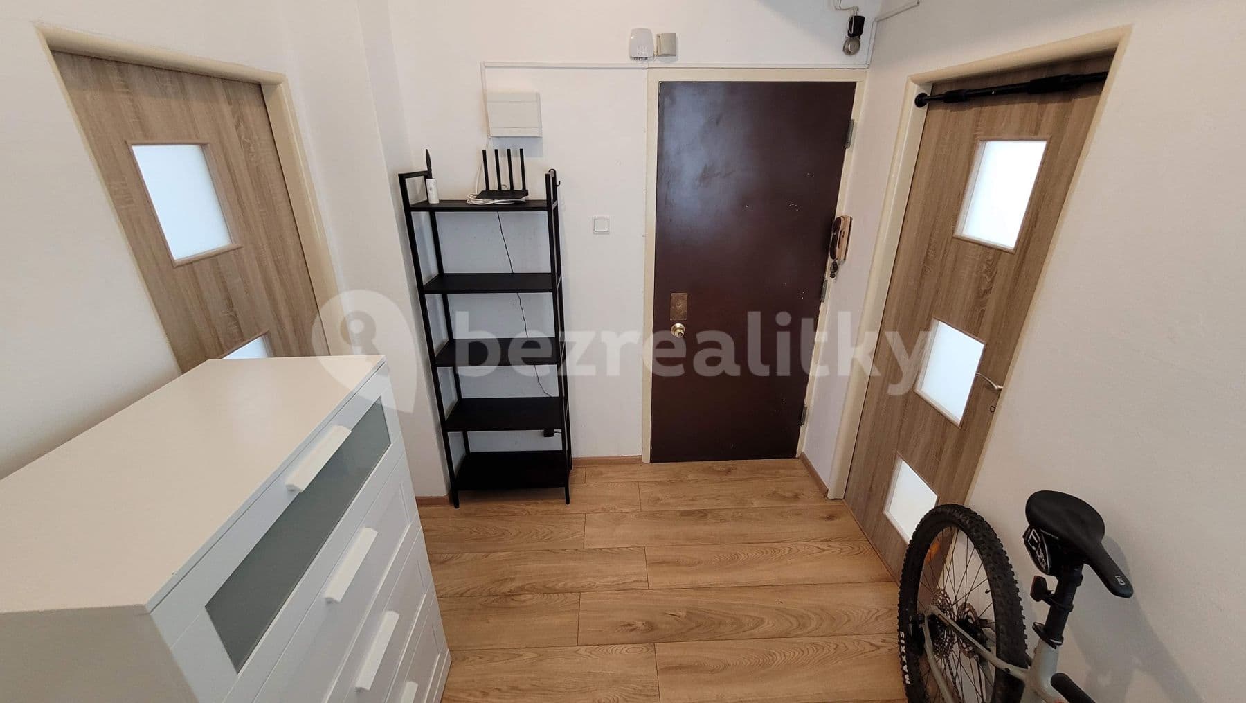 Prenájom bytu 2-izbový 50 m², Viklefova, Praha, Praha Prenájom bytu 2-izbový 50 m², Viklefova, Praha, Praha