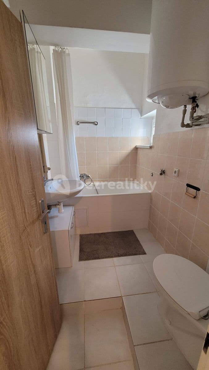 Prenájom bytu 2-izbový 50 m², Viklefova, Praha, Praha Prenájom bytu 2-izbový 50 m², Viklefova, Praha, Praha
