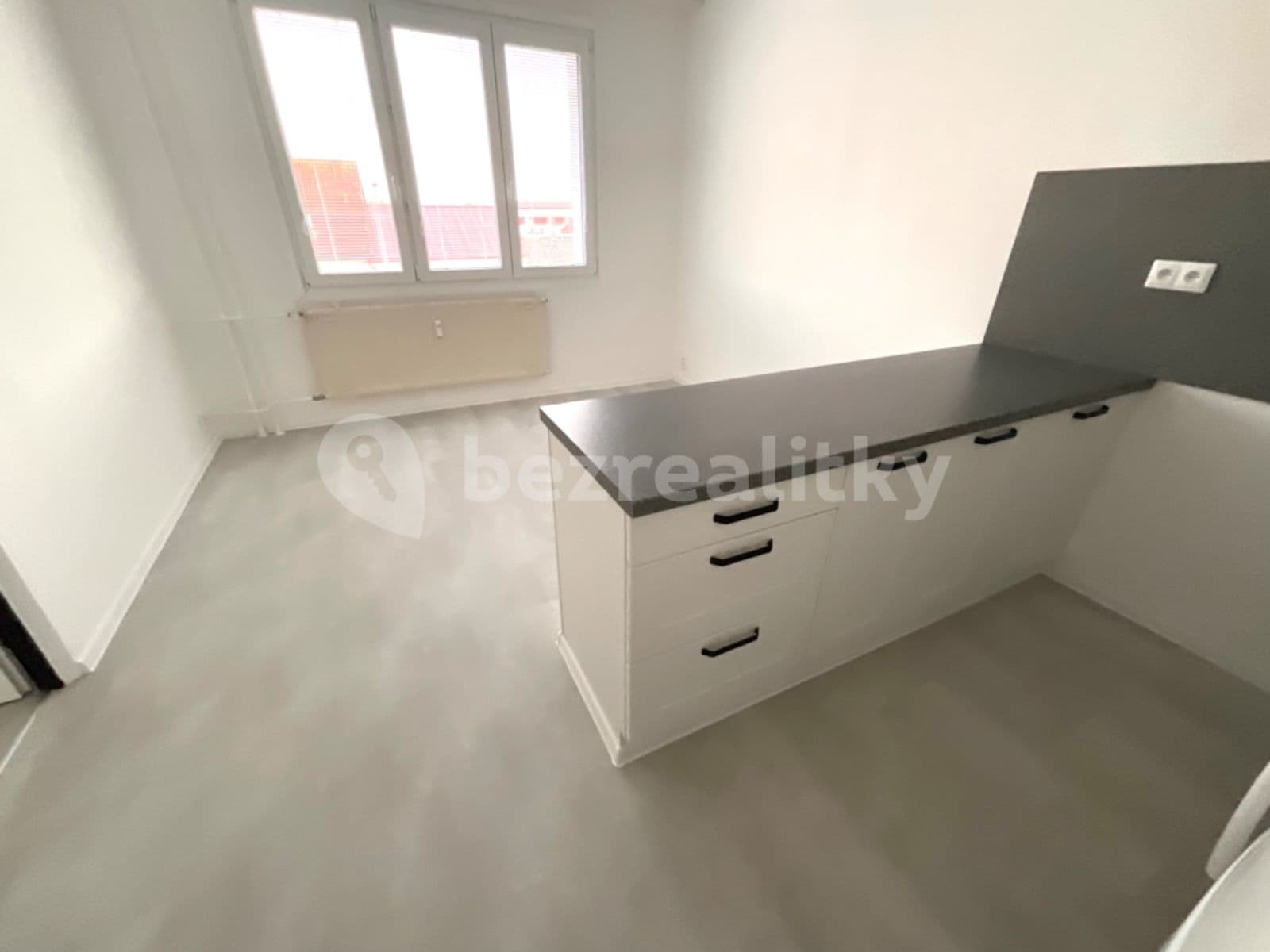 Prenájom bytu 2-izbový 40 m², Revoluční, Nýřany, Plzeňský kraj Prenájom bytu 2-izbový 40 m², Revoluční, Nýřany, Plzeňský kraj