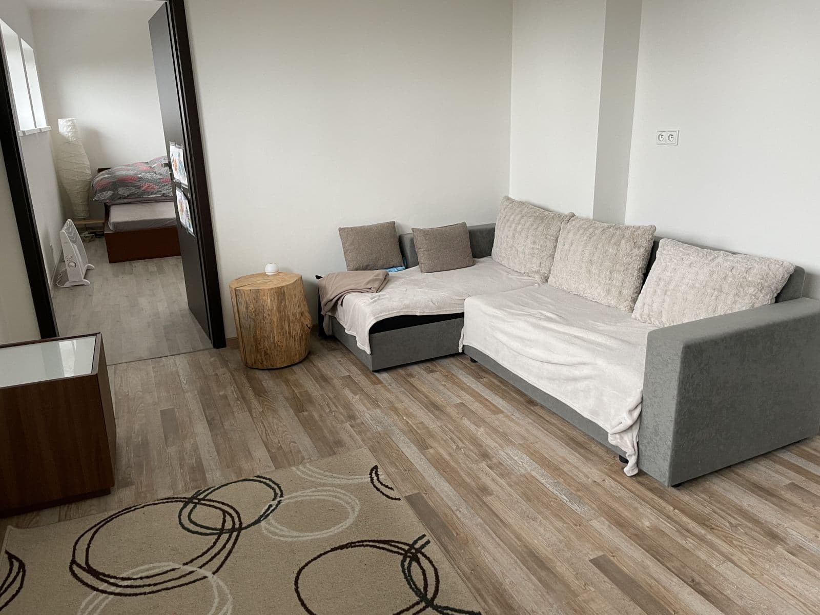 Prenájom bytu 3-izbový 60 m², Rokytnice nad Jizerou, Liberecký kraj Prenájom bytu 3-izbový 60 m², Rokytnice nad Jizerou, Liberecký kraj