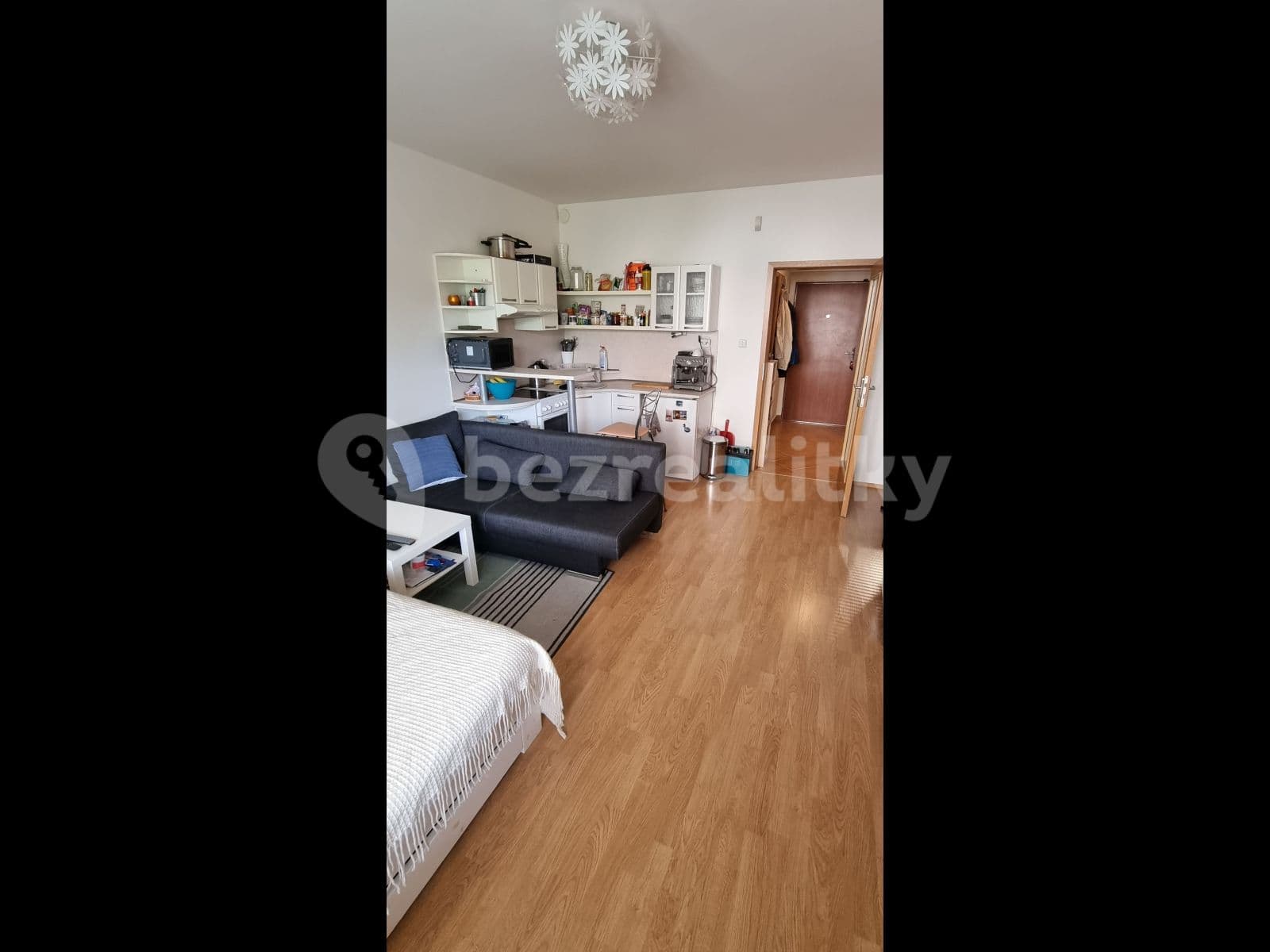 Prenájom bytu 1-izbový 29 m², Mikanova, Praha, Praha Prenájom bytu 1-izbový 29 m², Mikanova, Praha, Praha