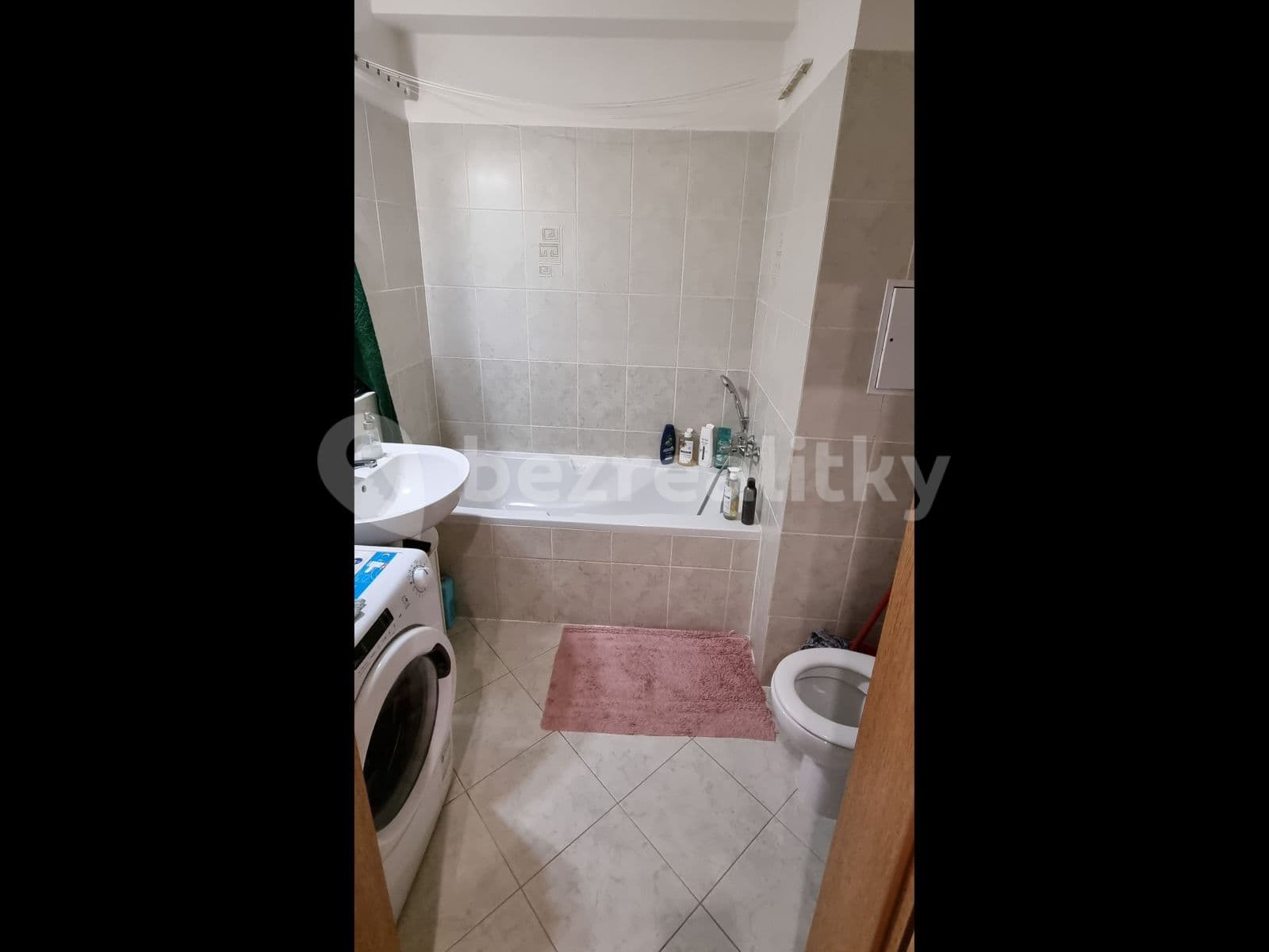Prenájom bytu 1-izbový 29 m², Mikanova, Praha, Praha Prenájom bytu 1-izbový 29 m², Mikanova, Praha, Praha