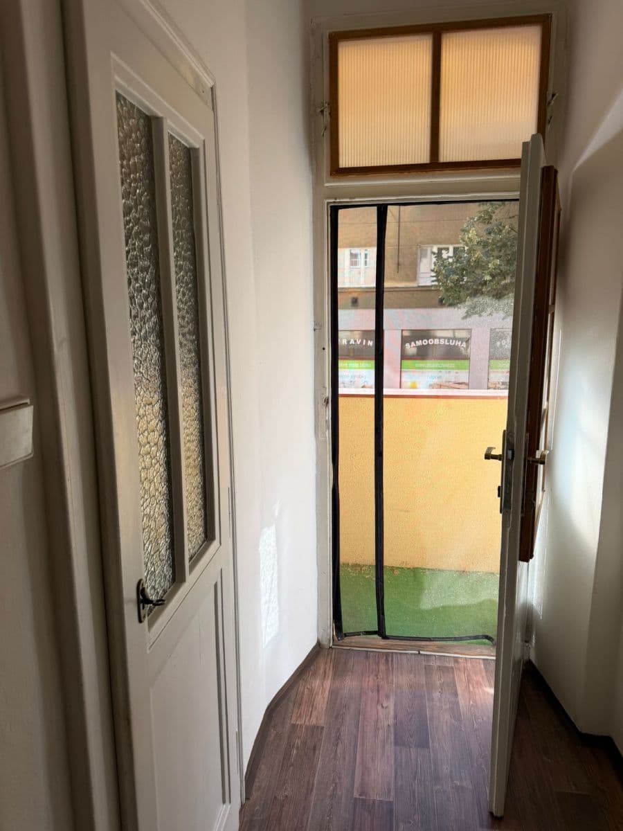 Prenájom bytu 2-izbový 50 m², Žerotínova, Praha, Praha Prenájom bytu 2-izbový 50 m², Žerotínova, Praha, Praha