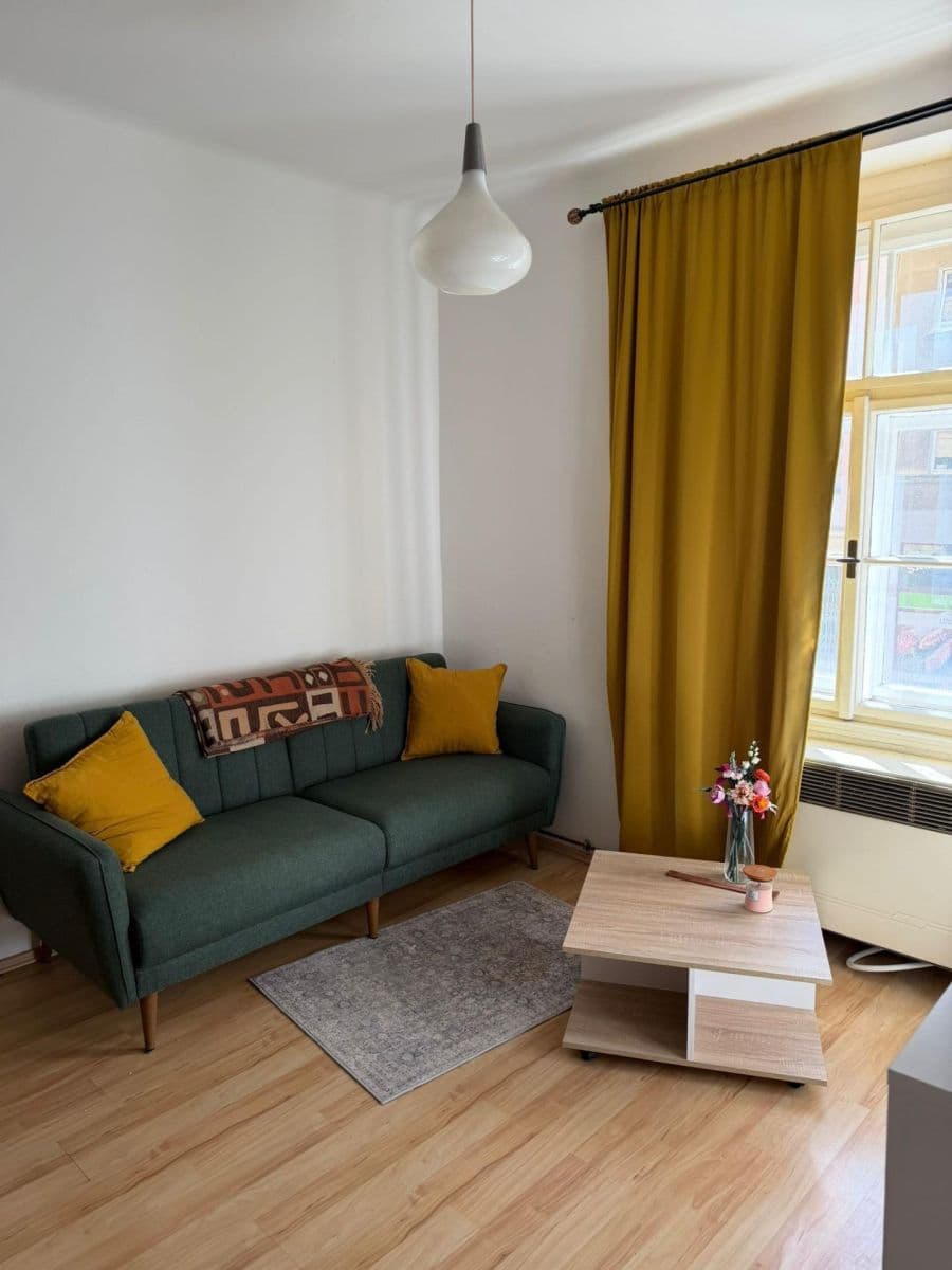 Prenájom bytu 2-izbový 50 m², Žerotínova, Praha, Praha Prenájom bytu 2-izbový 50 m², Žerotínova, Praha, Praha
