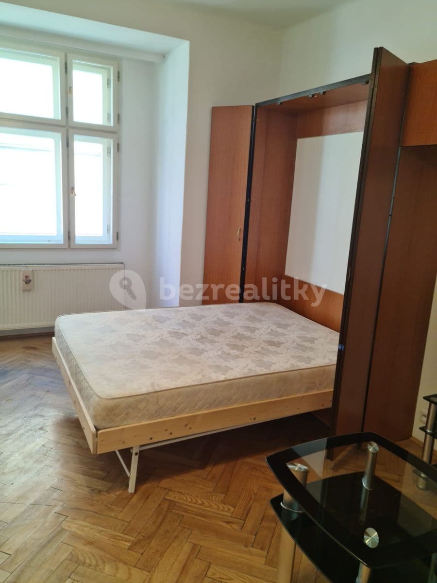 Prenájom bytu 1-izbový 31 m², Slezská, Praha, Praha Prenájom bytu 1-izbový 31 m², Slezská, Praha, Praha