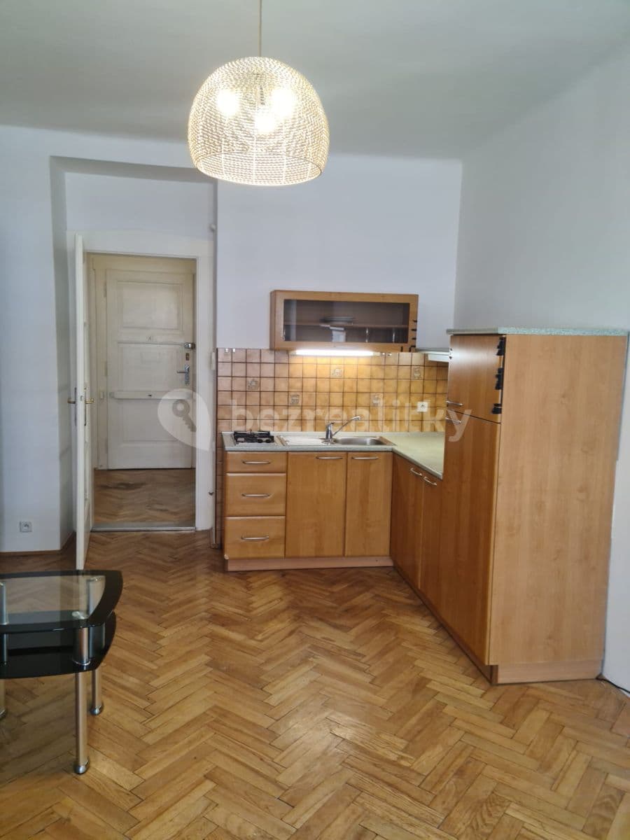 Prenájom bytu 1-izbový 31 m², Slezská, Praha, Praha Prenájom bytu 1-izbový 31 m², Slezská, Praha, Praha