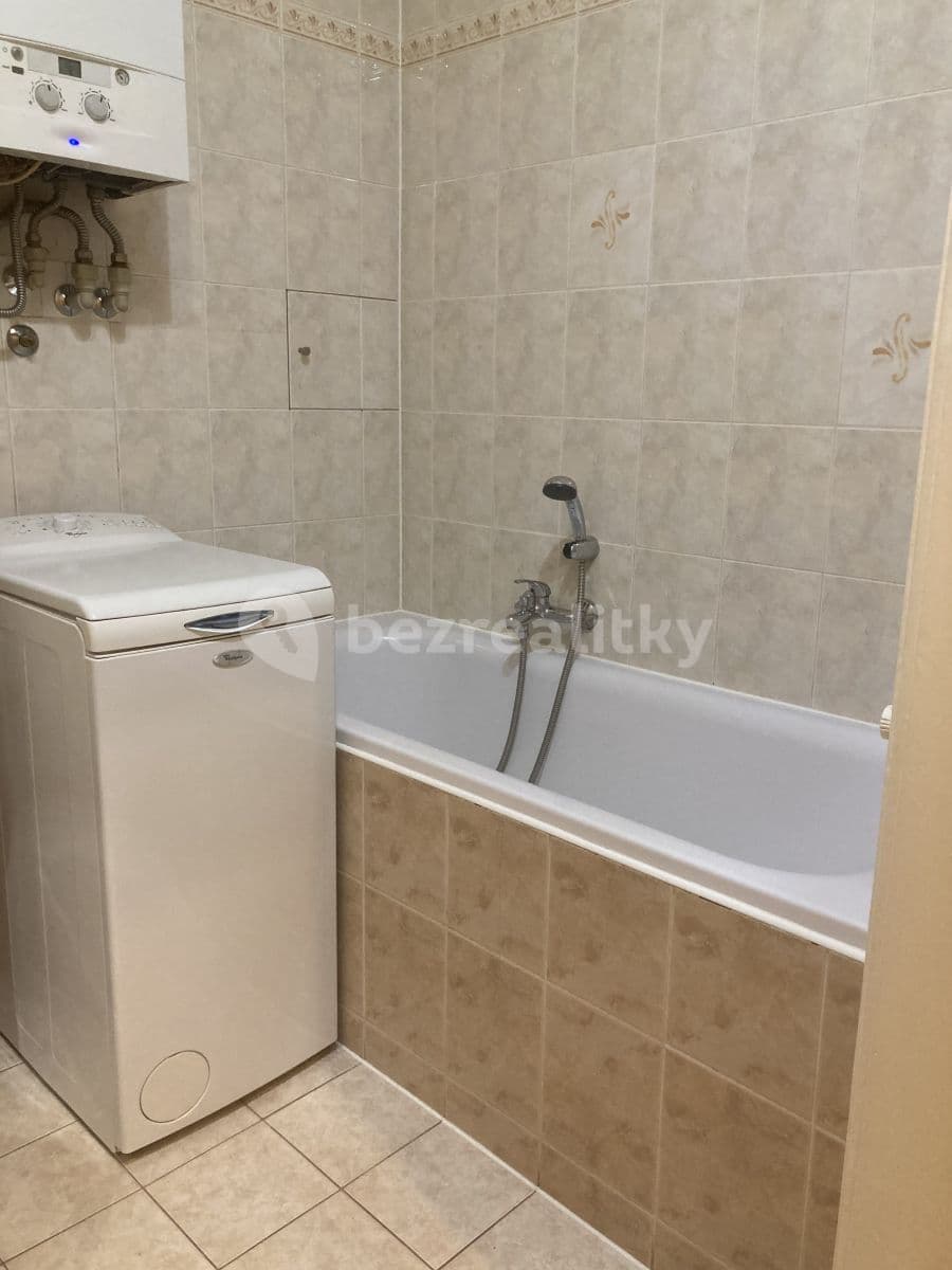 Prenájom bytu 1-izbový 31 m², Slezská, Praha, Praha Prenájom bytu 1-izbový 31 m², Slezská, Praha, Praha