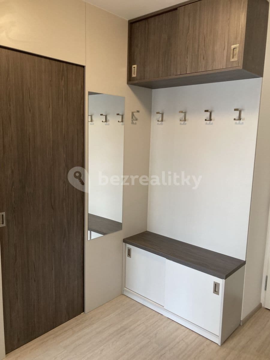 Prenájom bytu 2-izbový 62 m², Sportovní, Brno, Jihomoravský kraj Prenájom bytu 2-izbový 62 m², Sportovní, Brno, Jihomoravský kraj