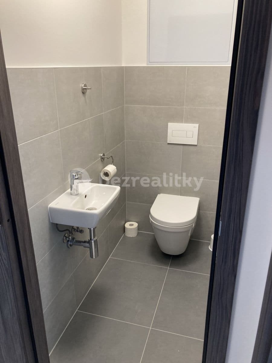 Prenájom bytu 2-izbový 62 m², Sportovní, Brno, Jihomoravský kraj Prenájom bytu 2-izbový 62 m², Sportovní, Brno, Jihomoravský kraj