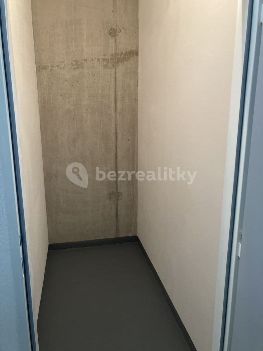 Prenájom bytu 2-izbový 62 m², Sportovní, Brno, Jihomoravský kraj Prenájom bytu 2-izbový 62 m², Sportovní, Brno, Jihomoravský kraj