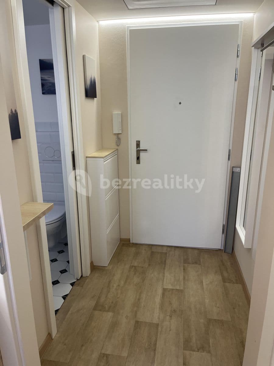 Prenájom bytu 1-izbový 26 m², Jana Želivského, Praha, Praha Prenájom bytu 1-izbový 26 m², Jana Želivského, Praha, Praha